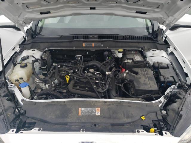 3FA6P0HD1LR231139 - 2020 FORD FUSION SE WHITE photo 11