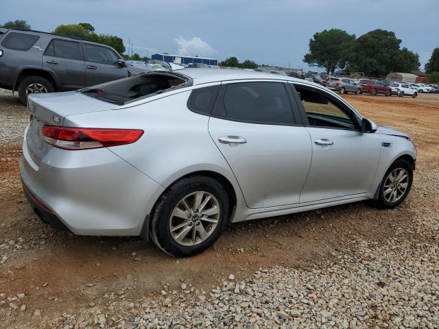 5XXGT4L38HG144280 - 2017 KIA OPTIMA LX 银色 照片 3