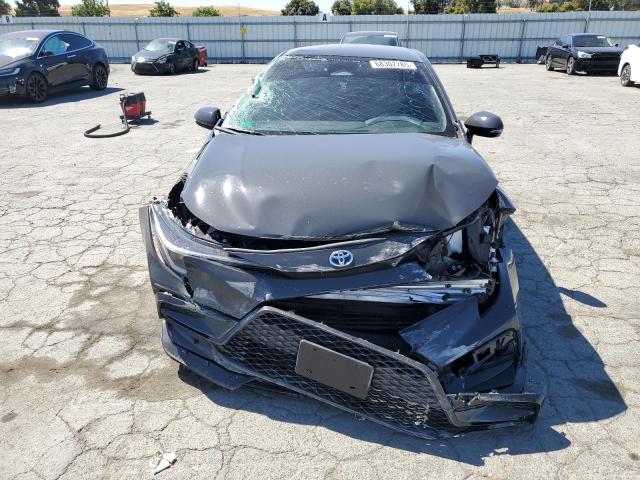 JTDBCMFE4P3026782 - 2023 TOYOTA COROLLA LE CHARCOAL photo 5