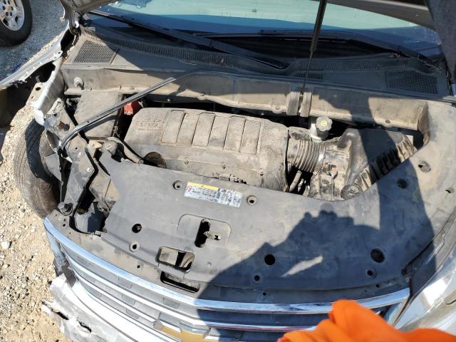 1GNKRGKD4HJ201310 - 2017 CHEVROLET TRAVERSE LT SILVER photo 12