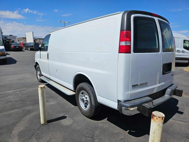 1GTW7AFG3K1317199 - 2019 GMC SAVANA G2500 WHITE photo 3