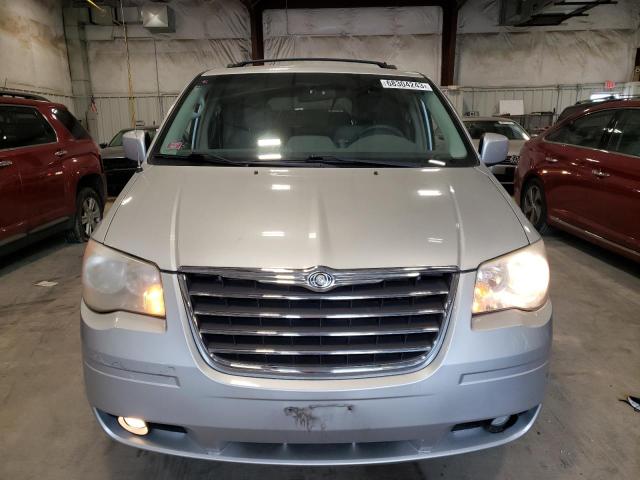 2A4RR5D15AR193714 - 2010 CHRYSLER TOWN & COU TOURING 银色 照片 5