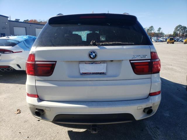 5UXZW0C51D0B95739 - 2013 BMW X5 XDRIVE35D WHITE photo 6