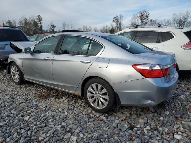 1HGCR2F76DA066606 - 2013 HONDA ACCORD EX SILVER photo 2