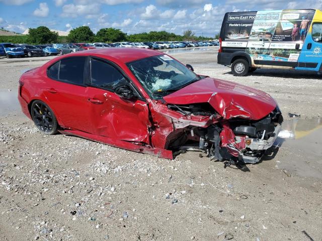 ZARFAMAN5L7630980 - 2020 ALFA ROMEO GIULIA 红色 照片 4