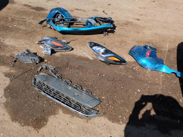 KL8CD6SA5LC402330 - 2020 CHEVROLET SPARK 1LT BLUE photo 12