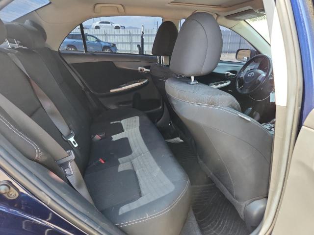 5YFBU4EE0DP077052 - 2013 TOYOTA COROLLA BASE Niebieski zdjęcie 10