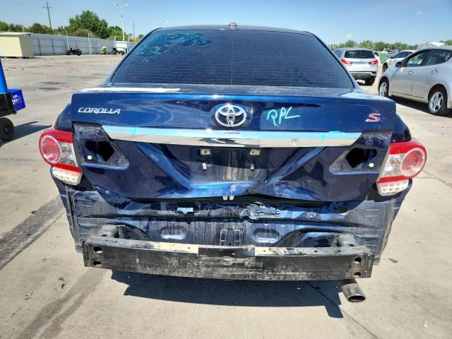 5YFBU4EE0DP077052 - 2013 TOYOTA COROLLA BASE Niebieski zdjęcie 6