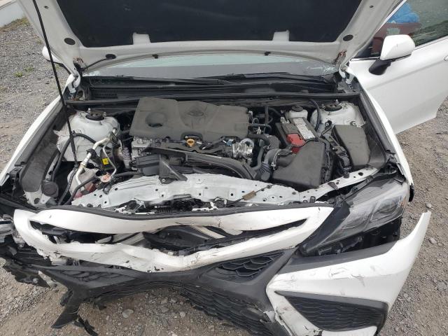 4T1S11AK7PU168731 - 2023 TOYOTA CAMRY SE NIGHT SHADE WHITE photo 11