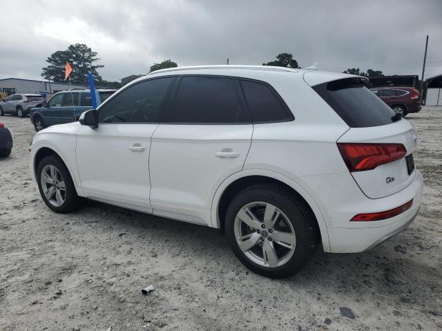 WA1ANAFY6J2017393 - 2018 AUDI Q5 PREMIUM WHITE photo 2