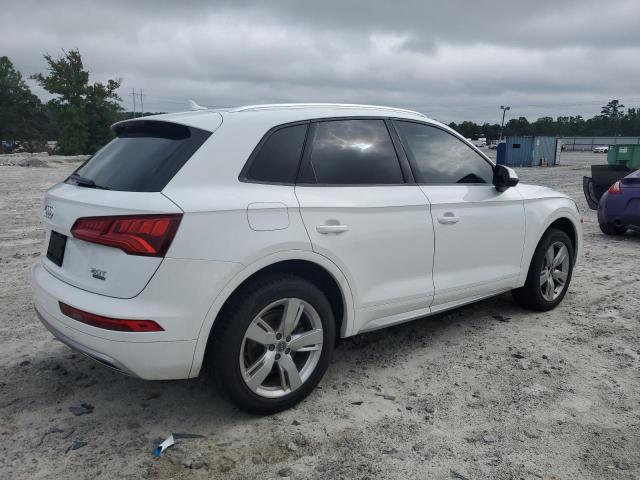 WA1ANAFY6J2017393 - 2018 AUDI Q5 PREMIUM WHITE photo 3