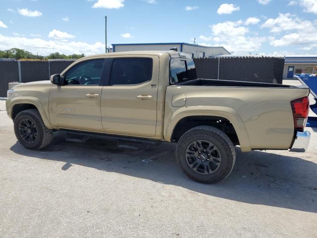 3TMAZ5CN4LM117466 - 2020 TOYOTA TACOMA DOUBLE CAB GOLD photo 2