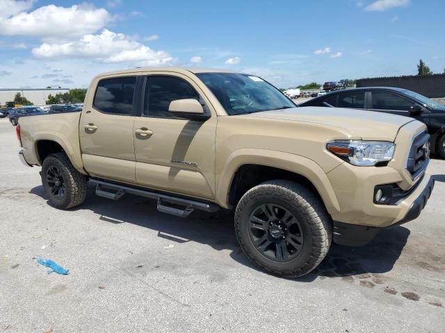 3TMAZ5CN4LM117466 - 2020 TOYOTA TACOMA DOUBLE CAB GOLD photo 4