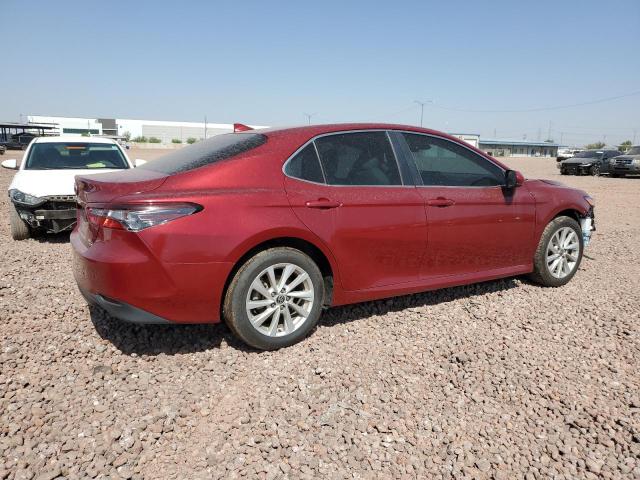 4T1C11BK9MU021941 - 2021 TOYOTA CAMRY LE RED photo 3