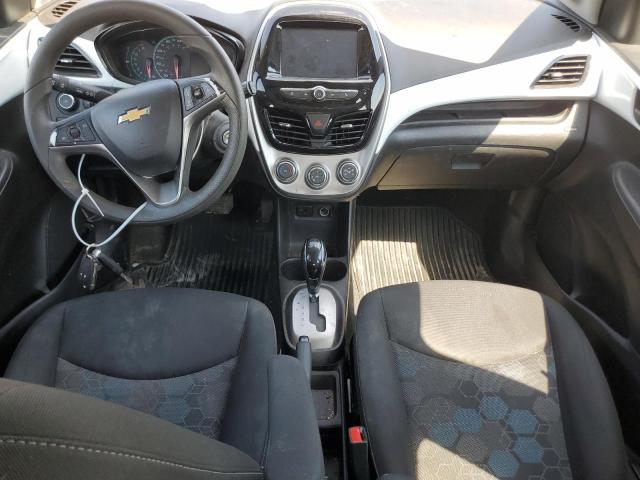 KL8CD6SA2JC466757 - 2018 CHEVROLET SPARK 1LT رمادي صورة 8