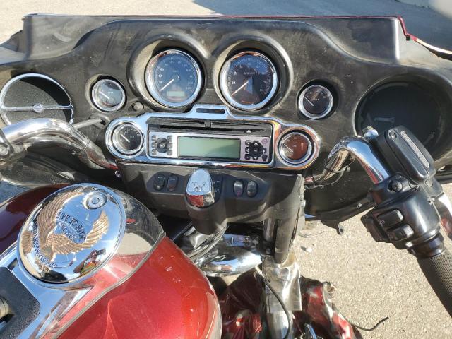 5HD1FC4169Y630201 - 2009 HARLEY-DAVIDSON FLHTCU 双色 照片 7