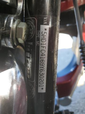 5HD1FC4169Y630201 - 2009 HARLEY-DAVIDSON FLHTCU 双色 照片 8