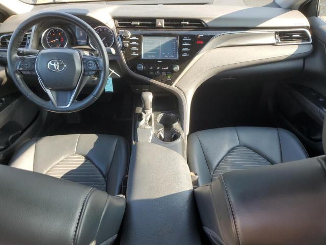 4T1G11AK4LU949061 - 2020 TOYOTA CAMRY SE BLUE photo 8