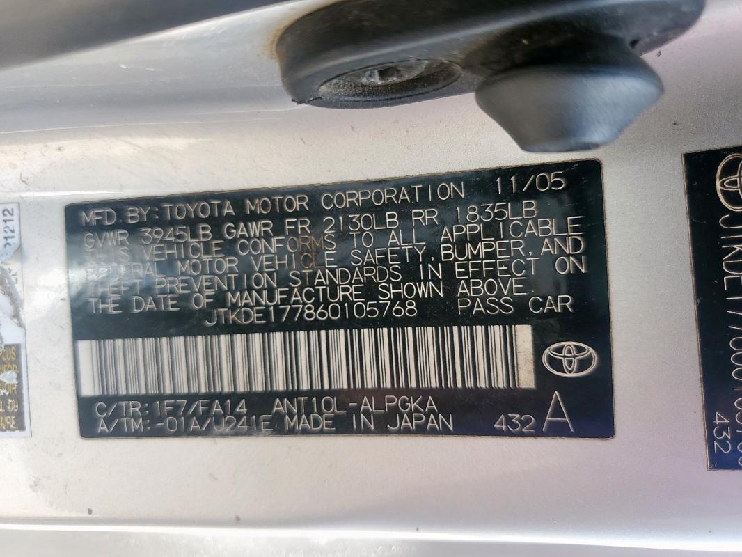 JTKDE177860105768 - 2006 TOYOTA SCION TC WHITE photo 12