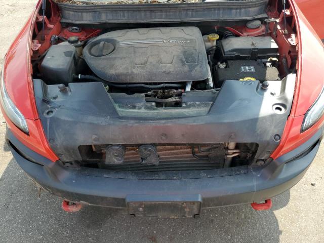 1C4PJMBS6HW621222 - 2017 JEEP CHEROKEE TRAILHAWK Qırmızı foto 12