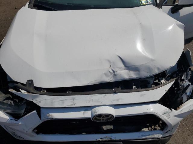 2T3P1RFV5MW155907 - 2021 TOYOTA RAV4 XLE WHITE photo 12