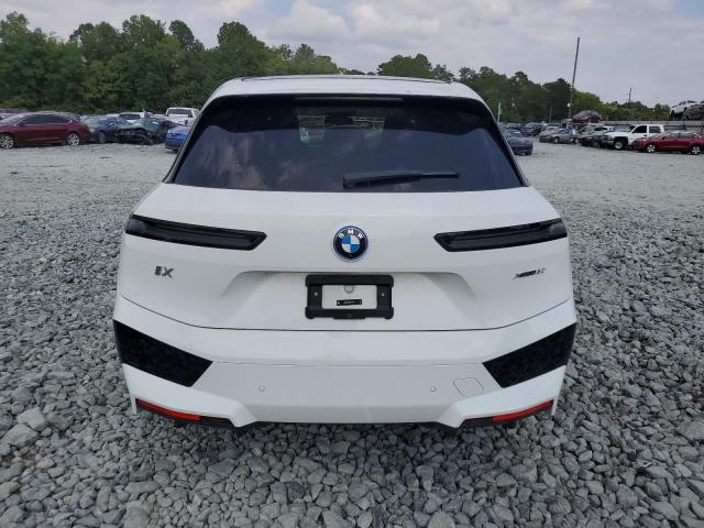 WB523CF03RCR79111 - 2024 BMW IX XDRIVE50 WHITE photo 6