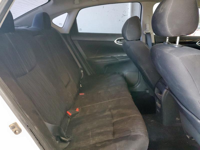 3N1AB7AP7JL658635 - 2018 NISSAN SENTRA S WHITE photo 10