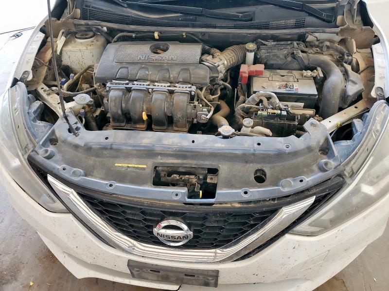 3N1AB7AP7JL658635 - 2018 NISSAN SENTRA S WHITE photo 11