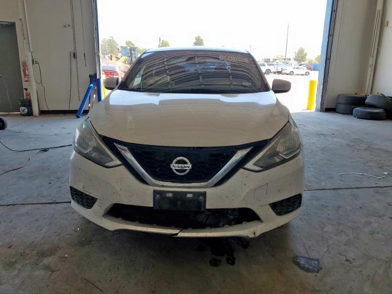 3N1AB7AP7JL658635 - 2018 NISSAN SENTRA S WHITE photo 5
