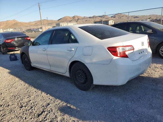 4T1BF1FK1CU545283 - 2012 TOYOTA CAMRY BASE WHITE photo 2