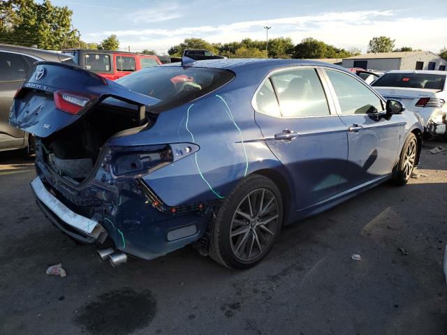 4T1G11AK1PU116517 - 2023 TOYOTA CAMRY SE NIGHT SHADE BLUE photo 3