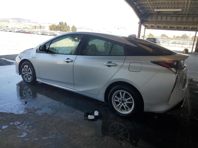 JTDKBRFU2J3068155 - 2018 TOYOTA PRIUS ვერცხლისფერი ფოტო 2