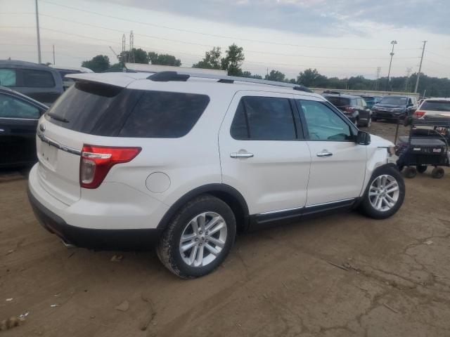 1FMHK7D81CGA24644 - 2012 FORD EXPLORER XLT WHITE photo 3