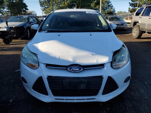 1FADP3F25EL318263 - 2014 FORD FOCUS SE WHITE photo 5