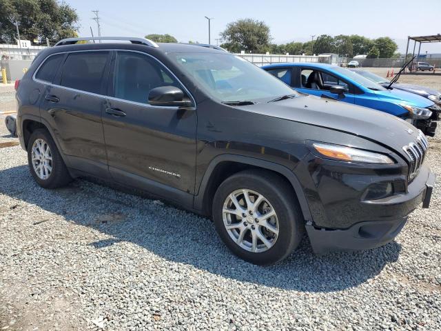 1C4PJLCSXHW643913 - 2017 JEEP CHEROKEE LATITUDE BLACK photo 4