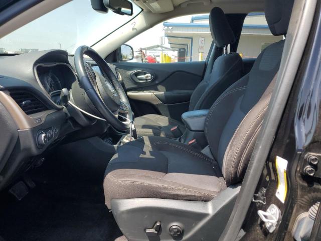 1C4PJLCSXHW643913 - 2017 JEEP CHEROKEE LATITUDE BLACK photo 7