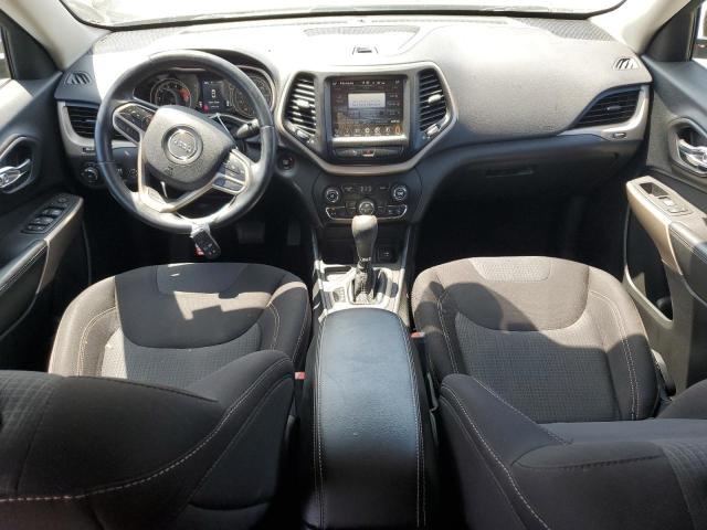 1C4PJLCSXHW643913 - 2017 JEEP CHEROKEE LATITUDE BLACK photo 8