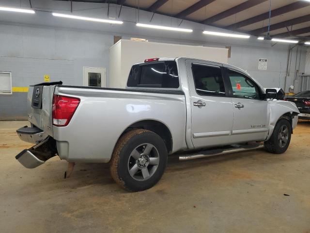 1N6BA07A55N524241 - 2005 NISSAN TITAN XE 银色 照片 3