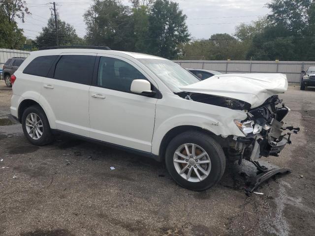 3C4PDCBG0HT511026 - 2017 DODGE JOURNEY SXT WHITE photo 4