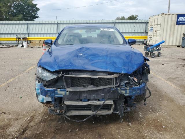 3FA6P0H71HR258911 - 2017 FORD FUSION SE BLUE photo 5