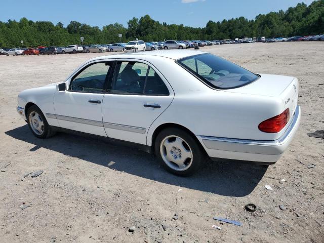 WDBJF72F2VA192857 - 1997 MERCEDES-BENZ E 420 WHITE photo 2