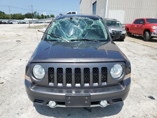 1C4NJPFA9GD784693 - 2016 JEEP PATRIOT LATITUDE CHARCOAL photo 5