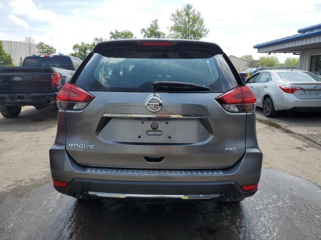 KNMAT2MV0JP583465 - 2018 NISSAN ROGUE S GRAY photo 6