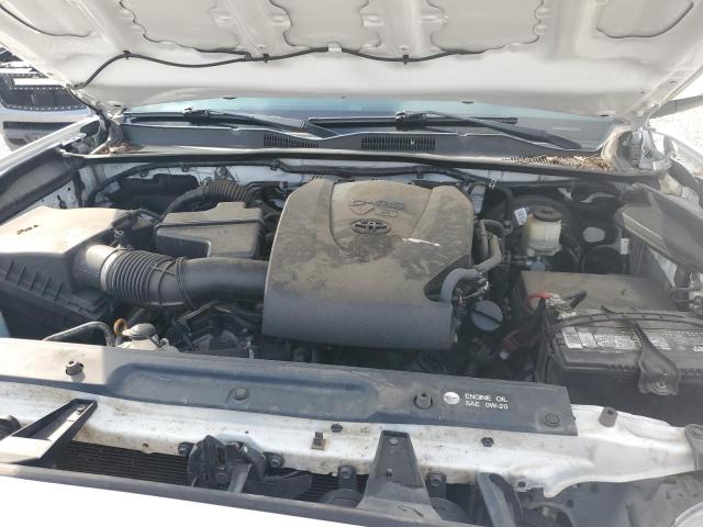 3TMAZ5CN0JM057179 - 2018 TOYOTA TACOMA DOUBLE CAB WHITE photo 11