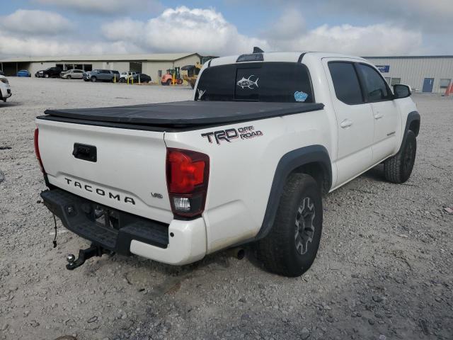 3TMAZ5CN0JM057179 - 2018 TOYOTA TACOMA DOUBLE CAB WHITE photo 3
