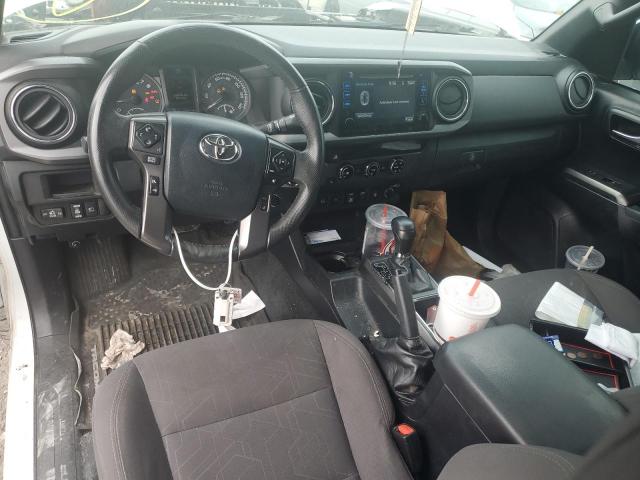 3TMAZ5CN0JM057179 - 2018 TOYOTA TACOMA DOUBLE CAB WHITE photo 8