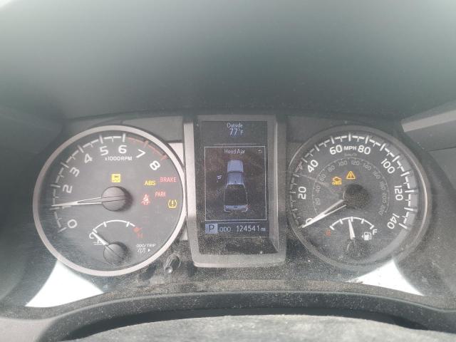 3TMAZ5CN0JM057179 - 2018 TOYOTA TACOMA DOUBLE CAB WHITE photo 9