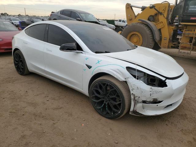 5YJ3E1EA2LF612616 - 2020 TESLA MODEL 3 WHITE photo 4