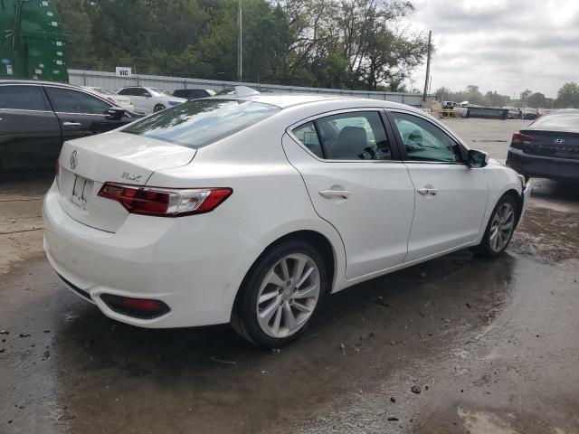 19UDE2F33JA003066 - 2018 ACURA ILX BASE WATCH PLUS WHITE photo 3
