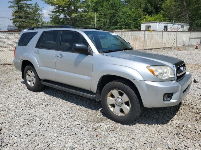 JTEBT14R178040920 - 2007 TOYOTA 4RUNNER SR5 银色 照片 4